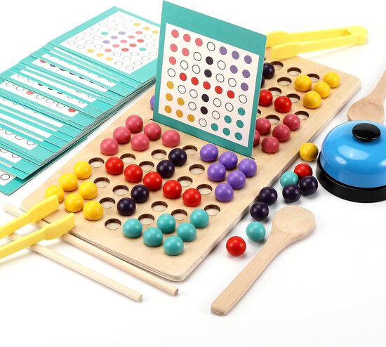 Partneru spēle ar koka pērlītēm