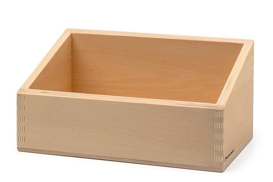 Koka kaste ar slīpu atveri