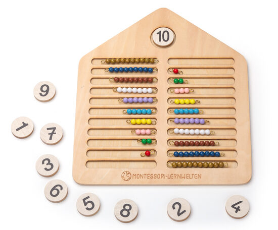 Pērlīšu māja ar pērlīšu stieņiem