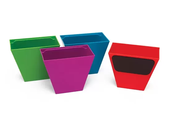 Krāsaini konteineri ar magnētu