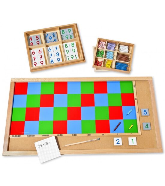 Liels reizināšanas dēlis ar pērlītēm un cipariem