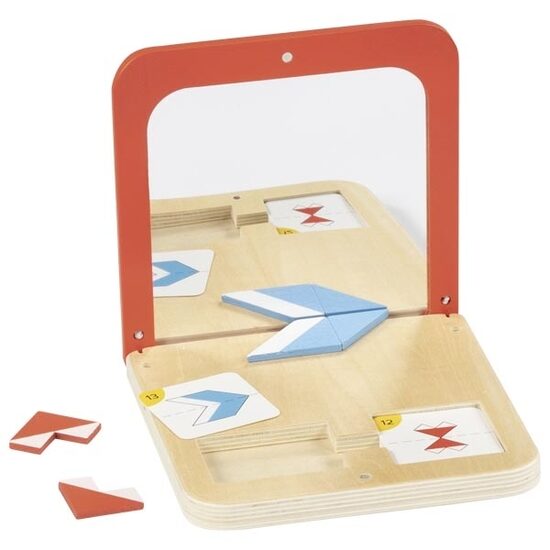 Simetrijas spēle Spoguļmaģija